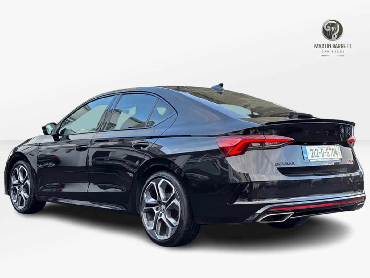 Skoda Octavia RS 2.0 TDI 200BHP DSG 5DR AUTO - Image 4