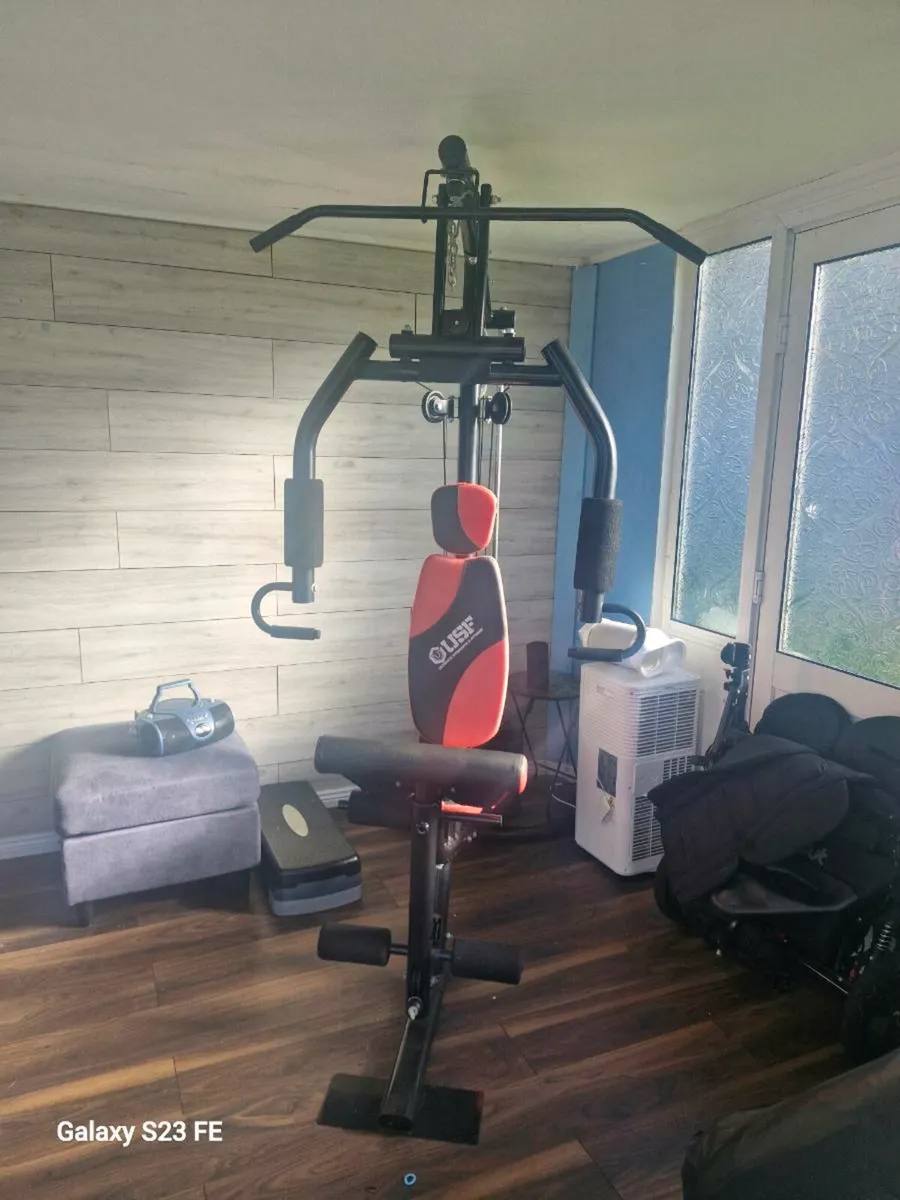 Gym equipment - Image 1