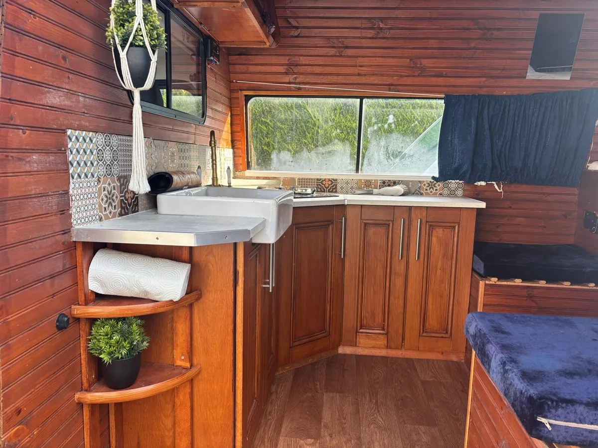 Campervan - Image 4
