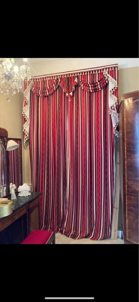 Curtains - Image 1
