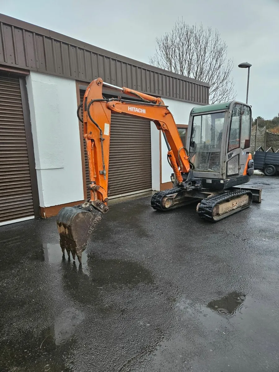 Hitachi Zaxis ZX30 2008 Mini Excavator - Image 3