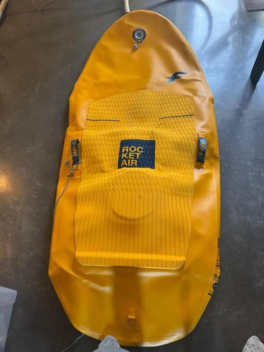 F-One Inflatable Rocket Air Wing Foiling Board 7'2" - Image 2