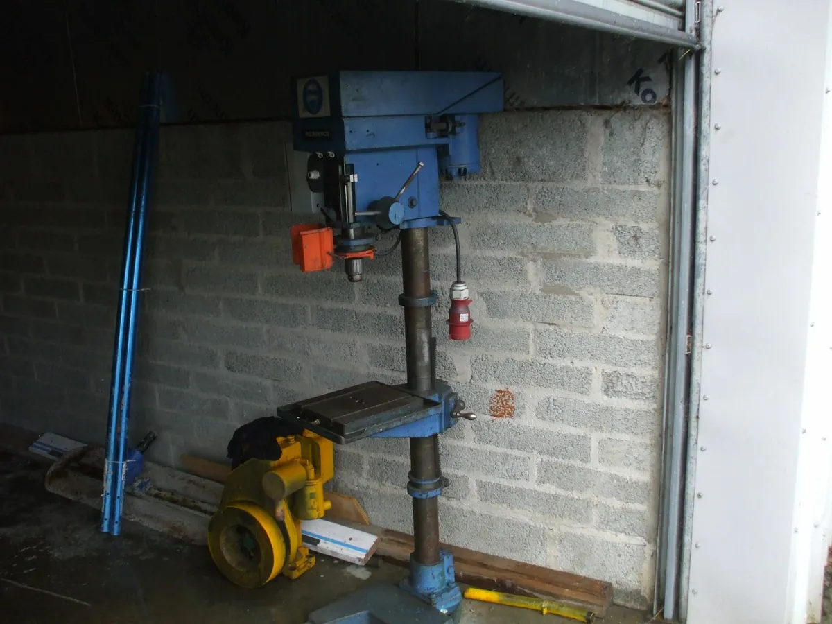 pillar drill