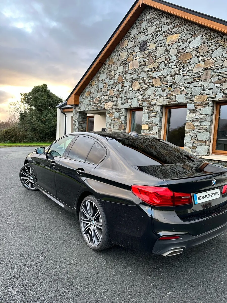 BMW 530 e - Image 2