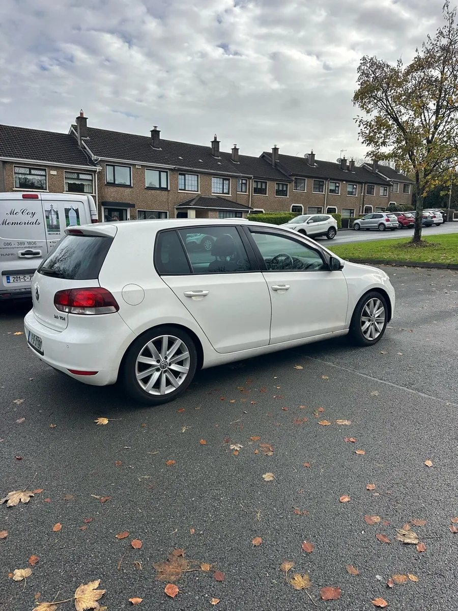 Volkswagen Golf 2.0 TDI - Image 4