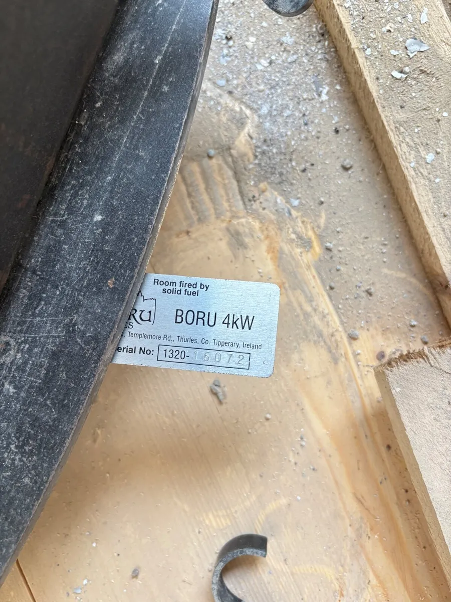 Boru 4kw freestanding stove - Image 2