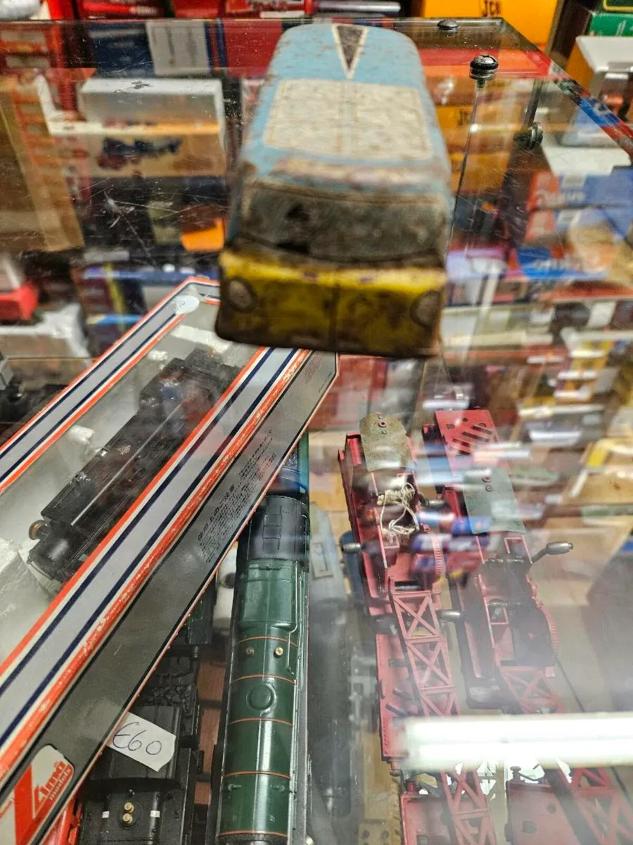 Vintage Tinplate Bus - Image 2