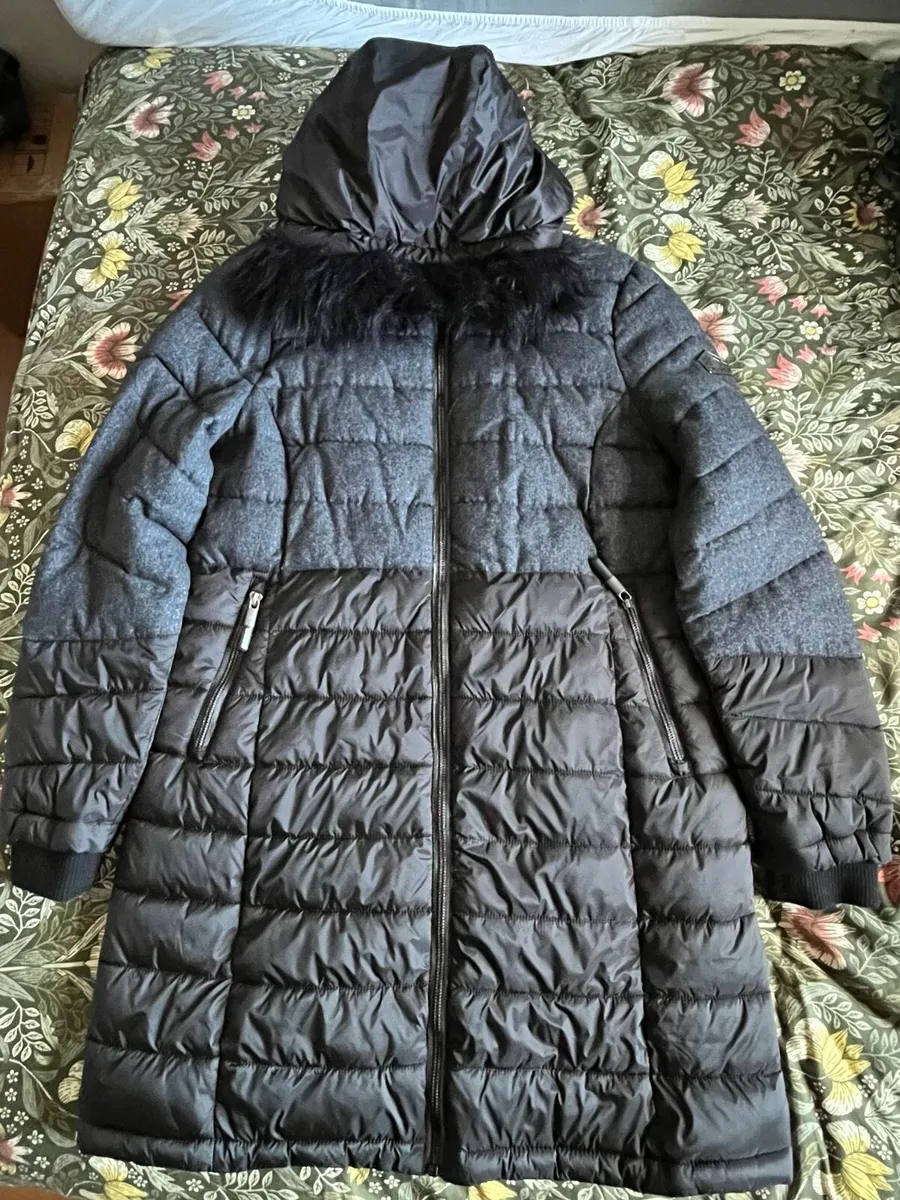 Superdry Womans UK14 US10 EU42 - Image 1