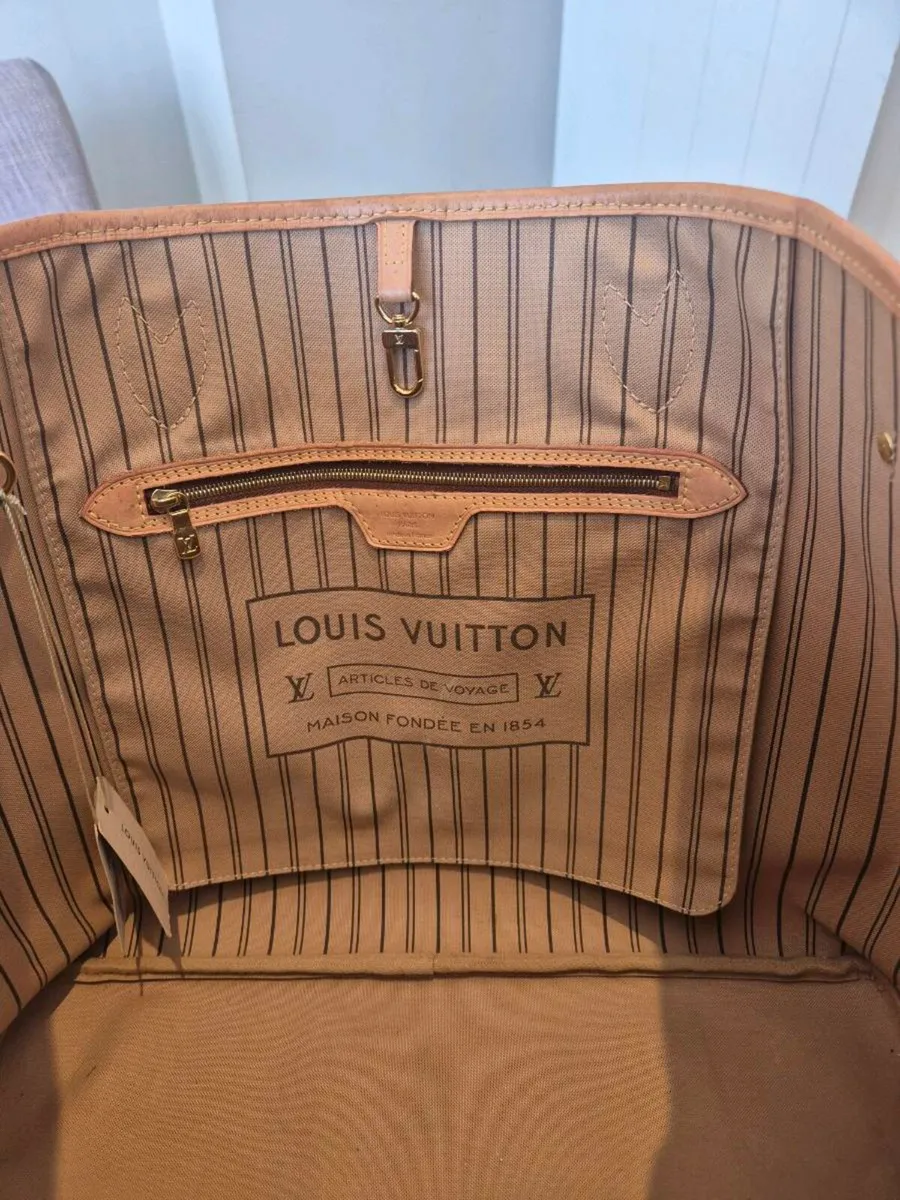 Louis Vuitton never full (pristine) - Image 3