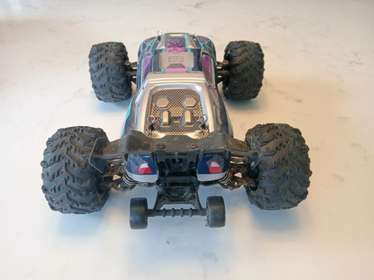 WBRC race car (new) - Image 4