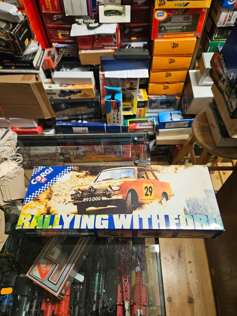 Corgi Ford Rally Set - Image 1