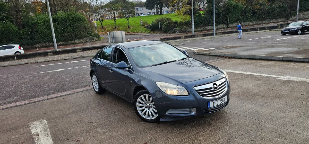 Opel Insignia Fully serviced 2011 - Image 2