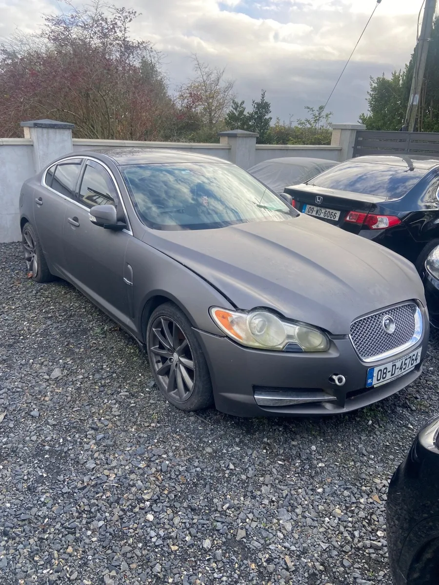 Jaguar XF 2008 - Image 1