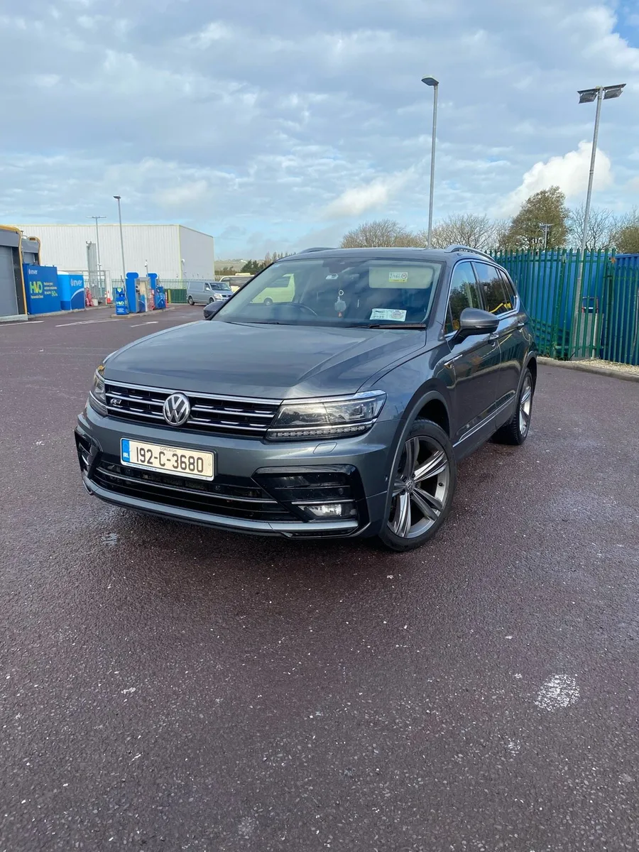 Volkswagen Tiguan all space R-line - Image 1