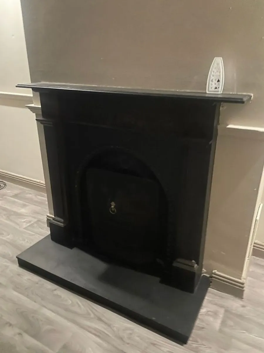 Fire place - Image 2