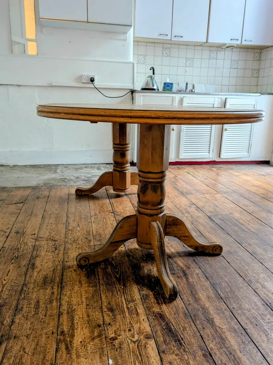 Kitchen table - Image 4