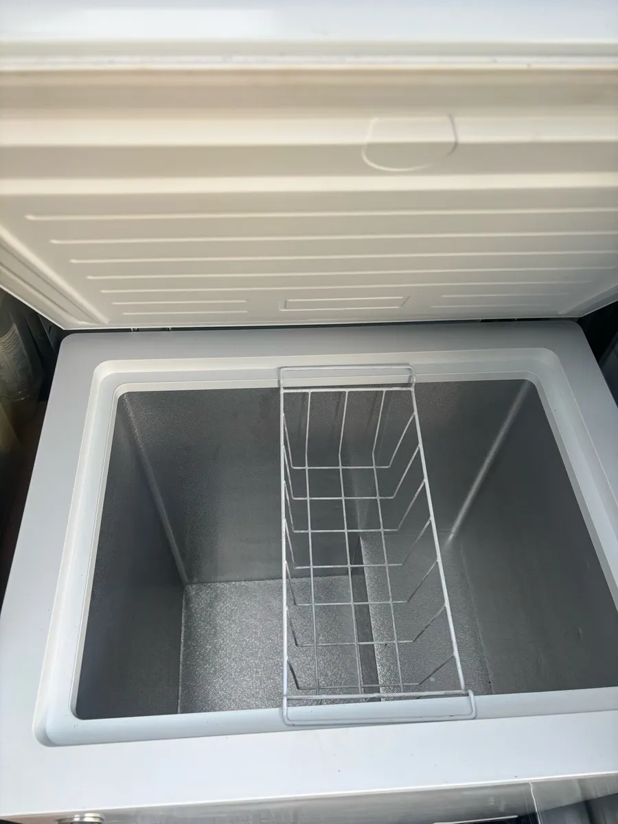 Freezer - Image 1