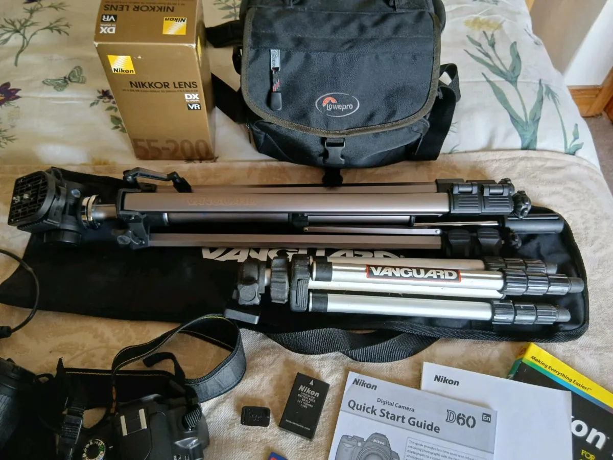 Nikon D60 plus everything you need - Image 3