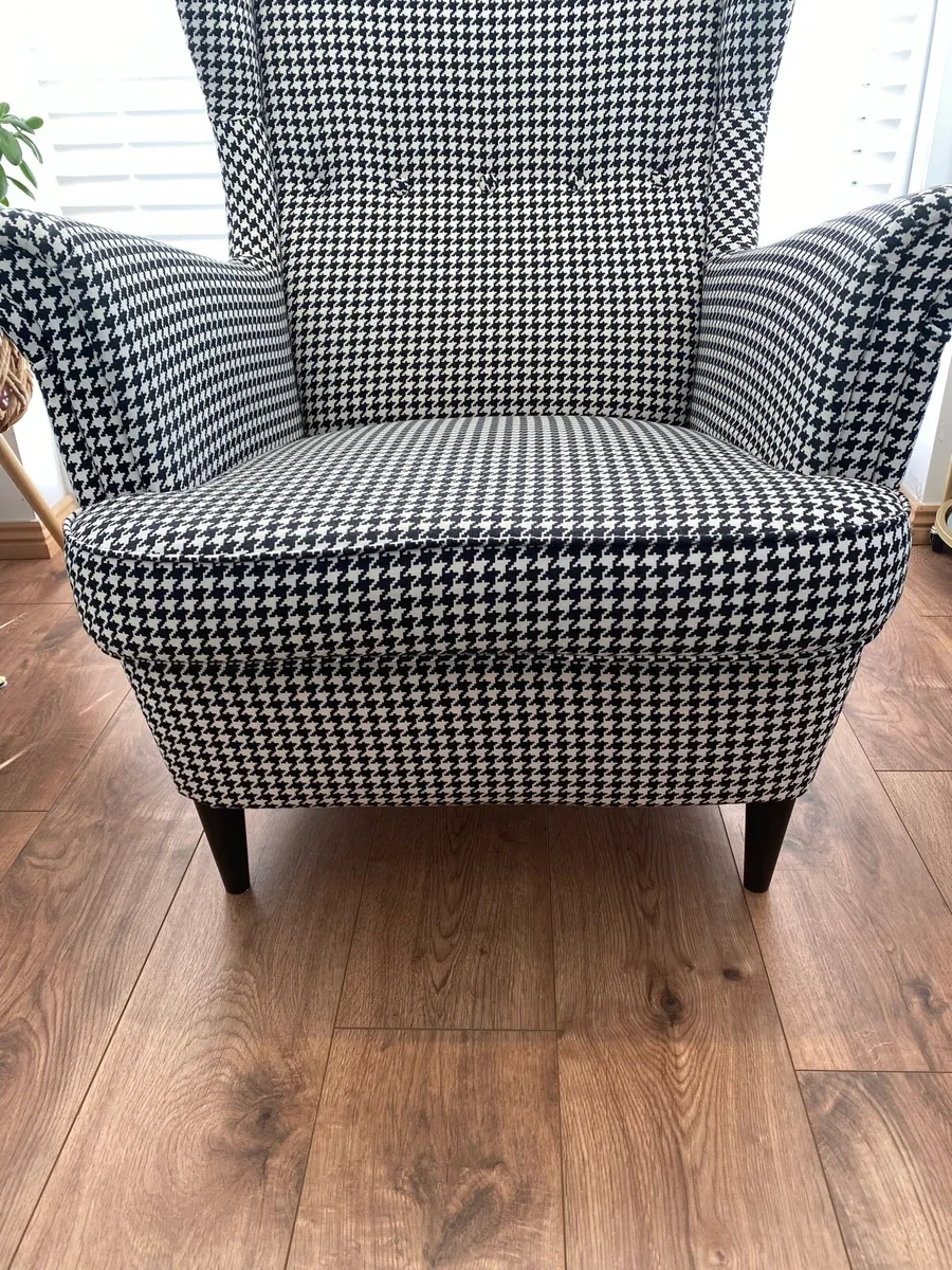 Fabulous wingback armchair - Image 2