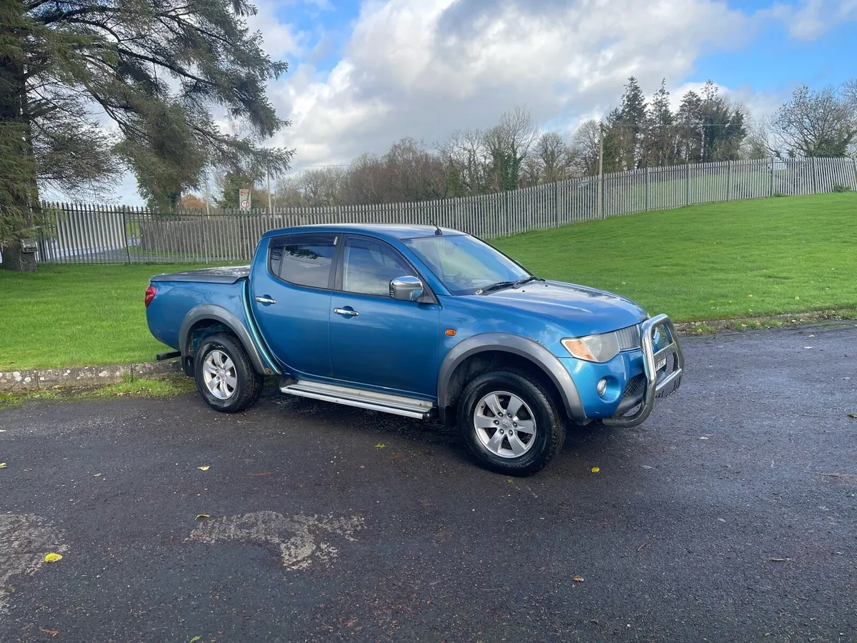 Mitsubishi L200 4wd manual DOE CVRT 09/26 - Image 3