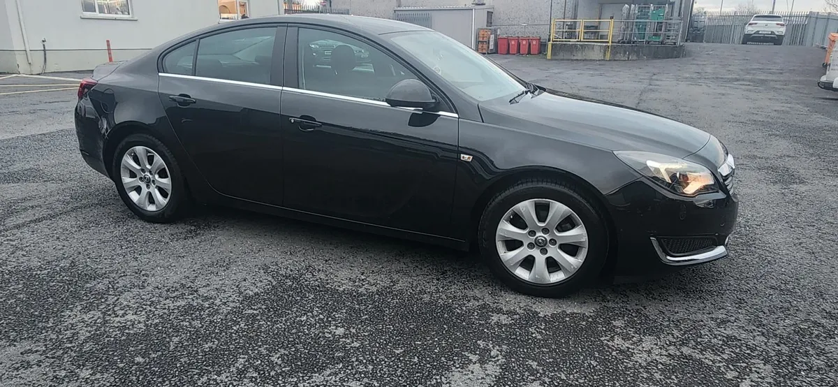 Opel Insignia 2016 - Image 1