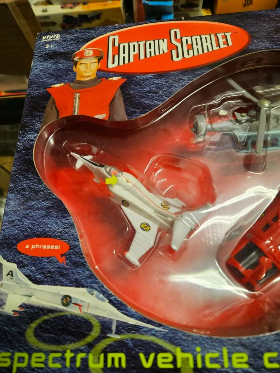 Corgi Captain Scarlet Set - Image 2