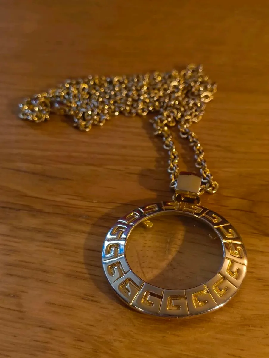 Vintage Givenchy magnifying necklace - Image 1