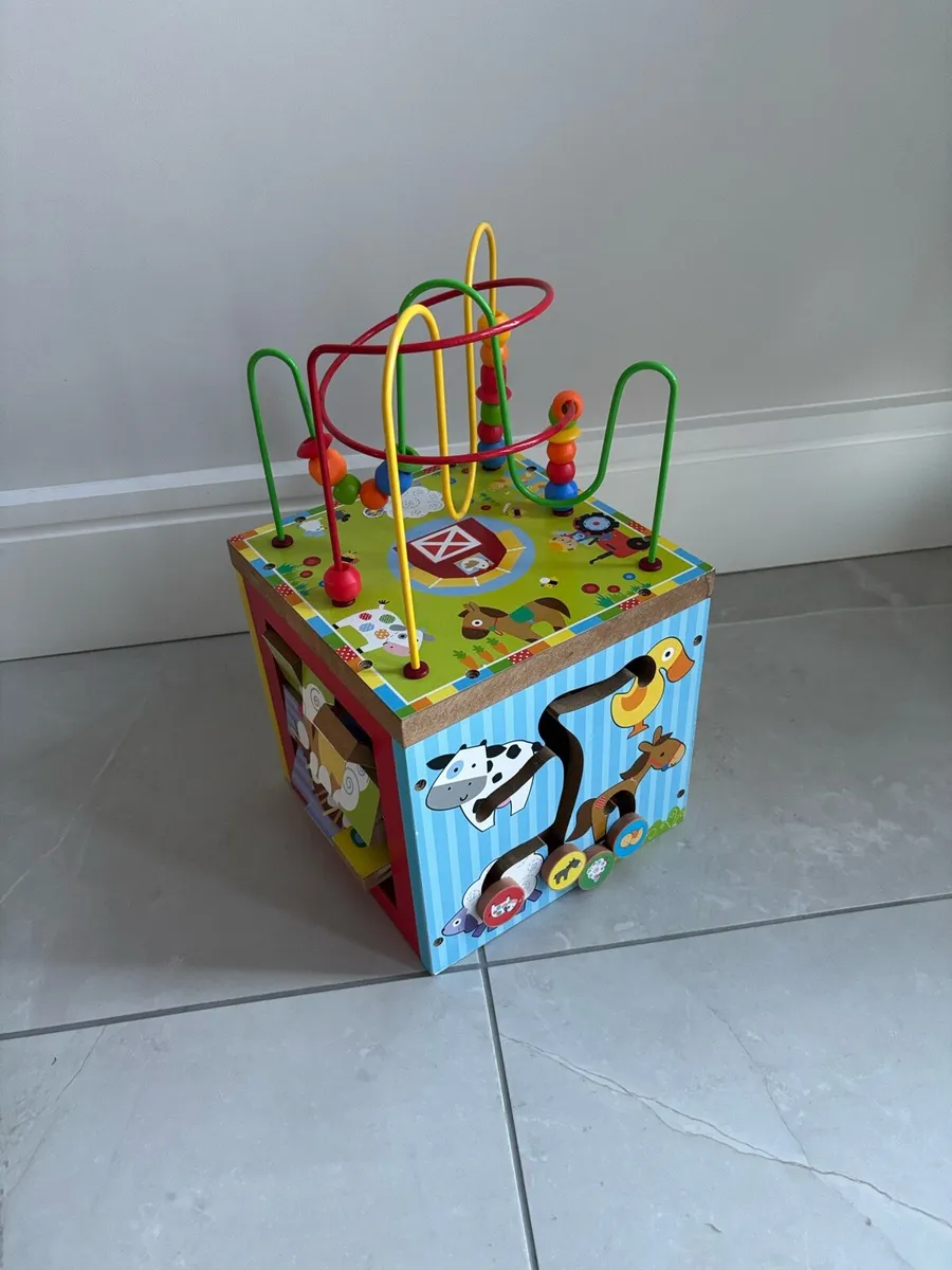 Wooden toy activity cube - Image 2