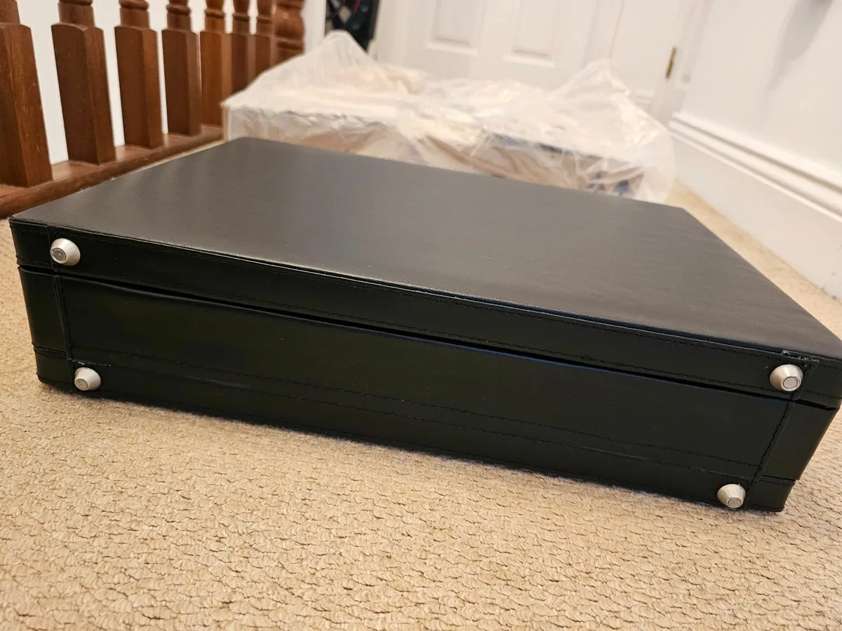 Leather suitcase - Image 3