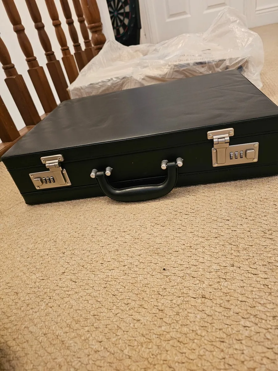 Leather suitcase - Image 4