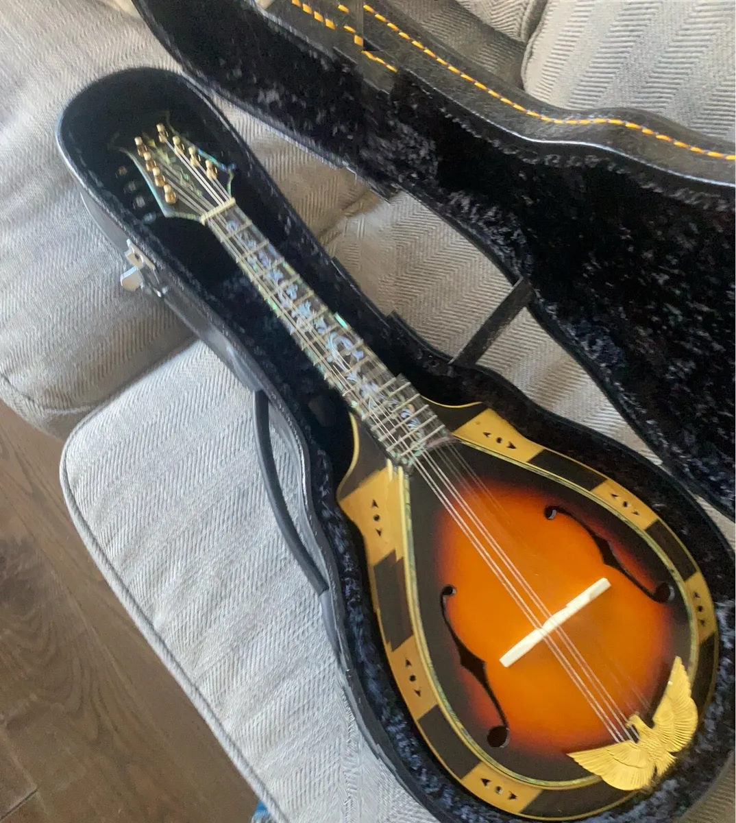 Mandolin handmade - Image 1