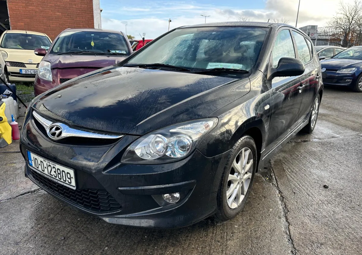 Hyundai i30 2010 Automatic/ New Nct/ Warranty. - Image 1