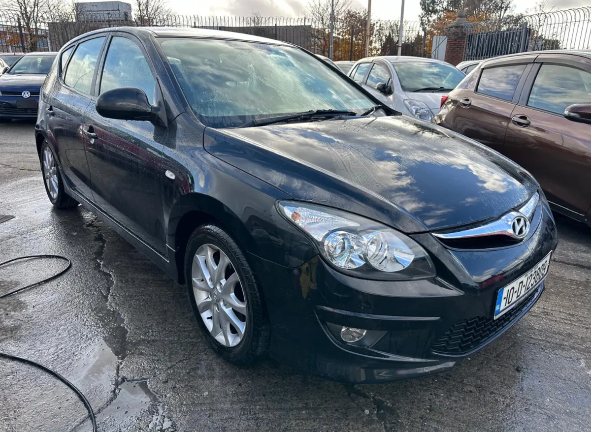 Hyundai i30 2010 Automatic/ New Nct/ Warranty. - Image 2