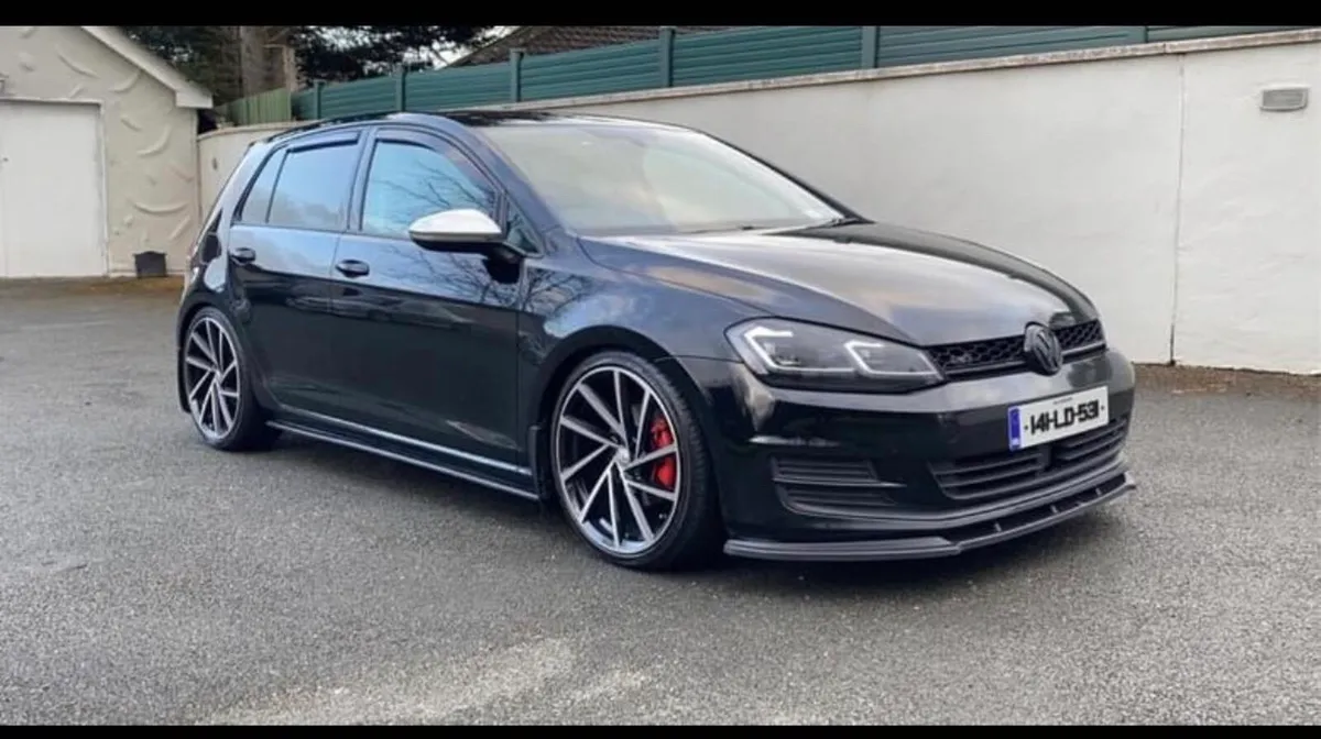 Vw golf - Image 1