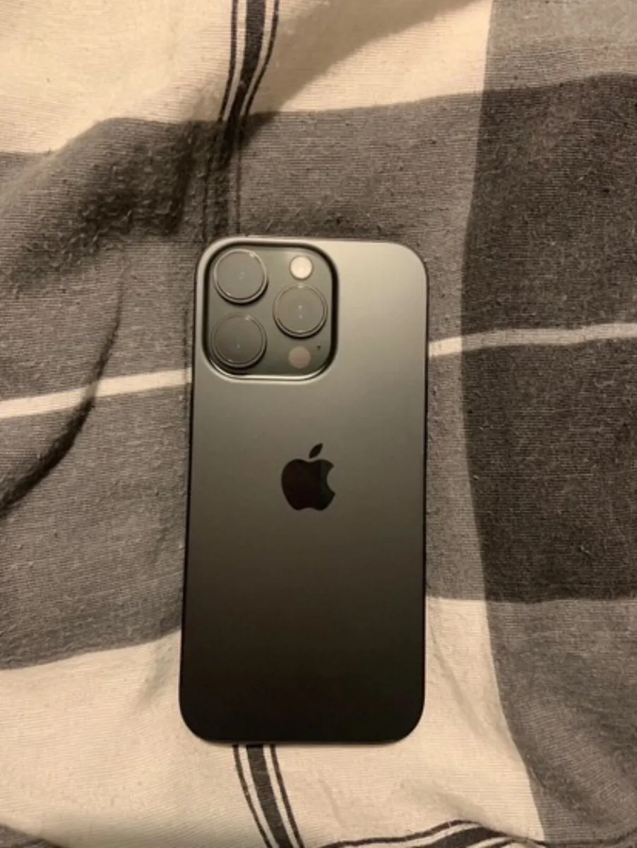 iPhone 16 Pro - Image 1