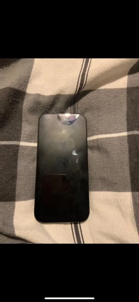 iPhone 16 Pro - Image 2