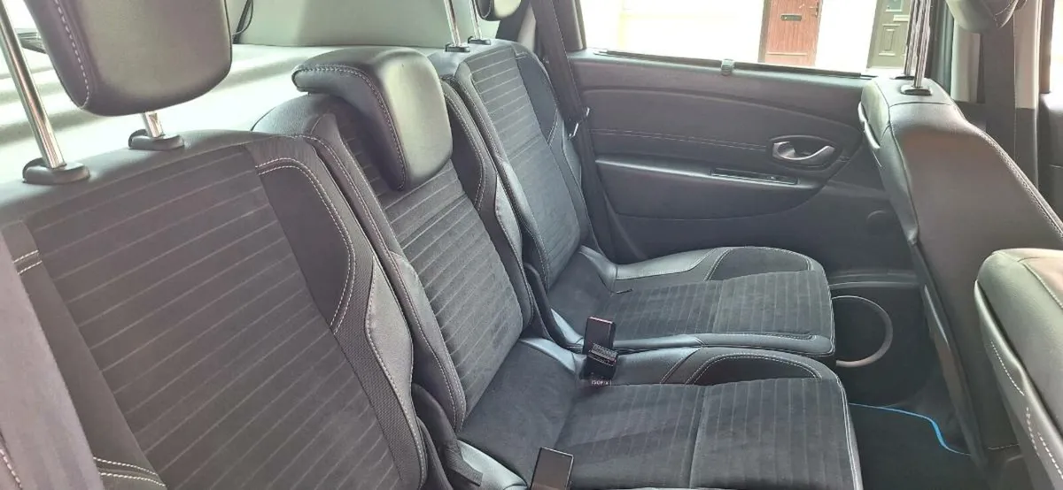 Renault Scenic 1.5 110 Bose edition - Image 3