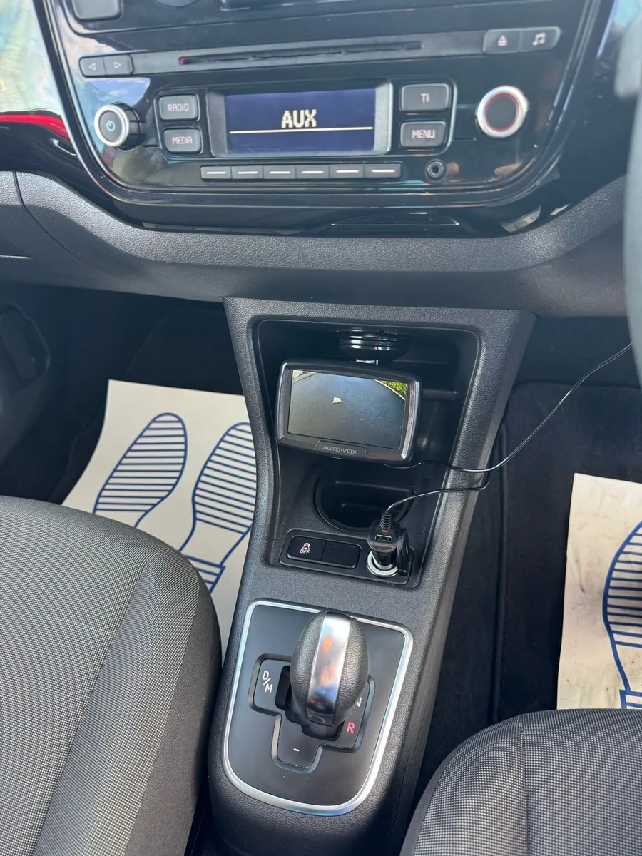 VW Up! 142 Automatic €6499 - Image 4