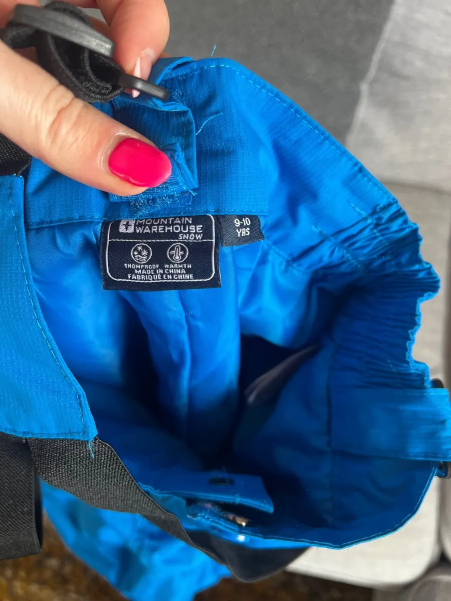 Kids ski coats, trousers, boots - Image 3