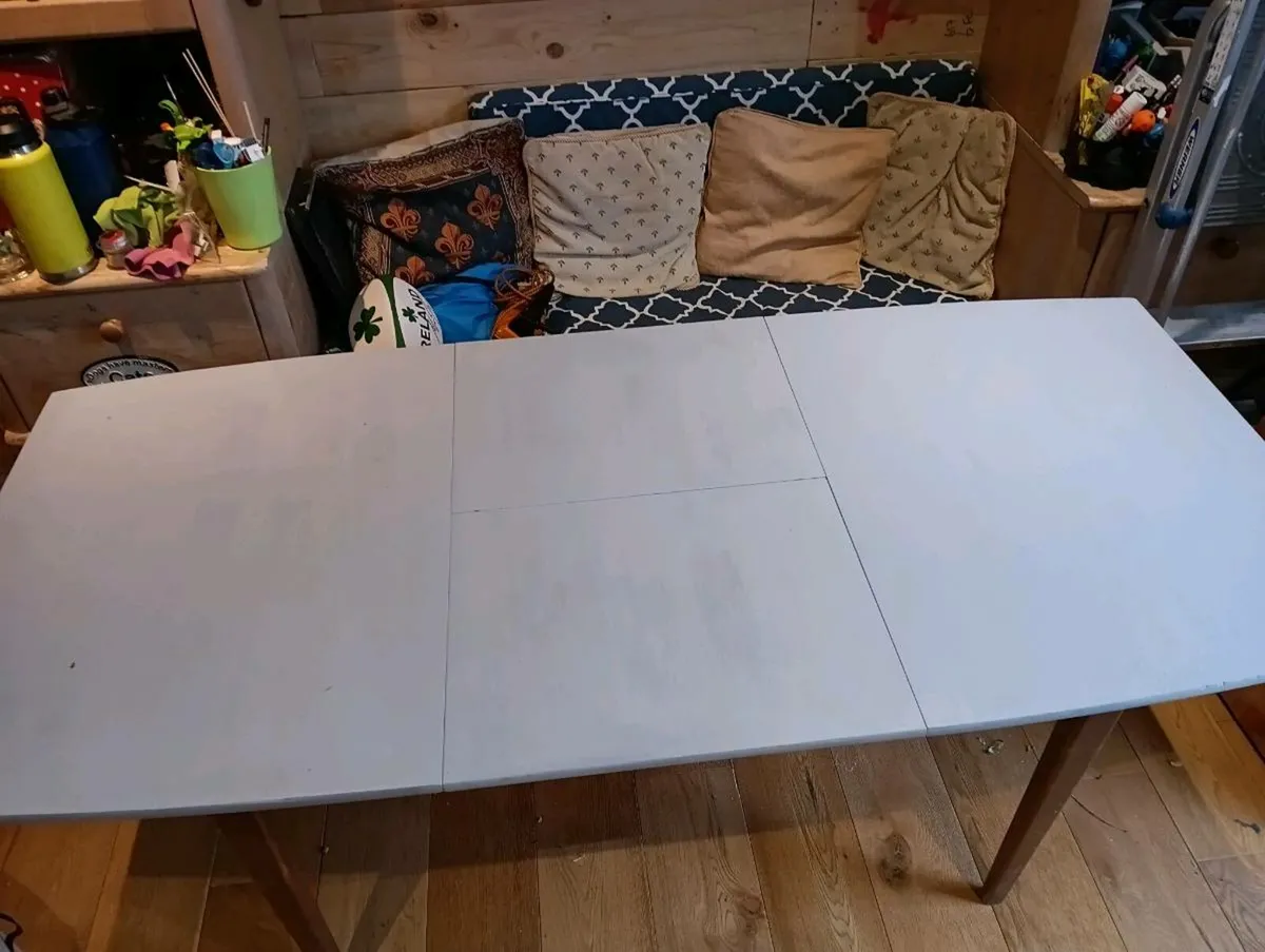 Kitchen table - Image 2