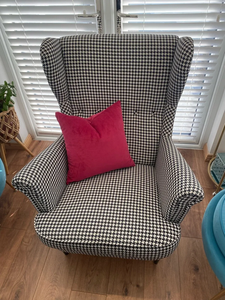 Fabulous wingback armchair - Image 1