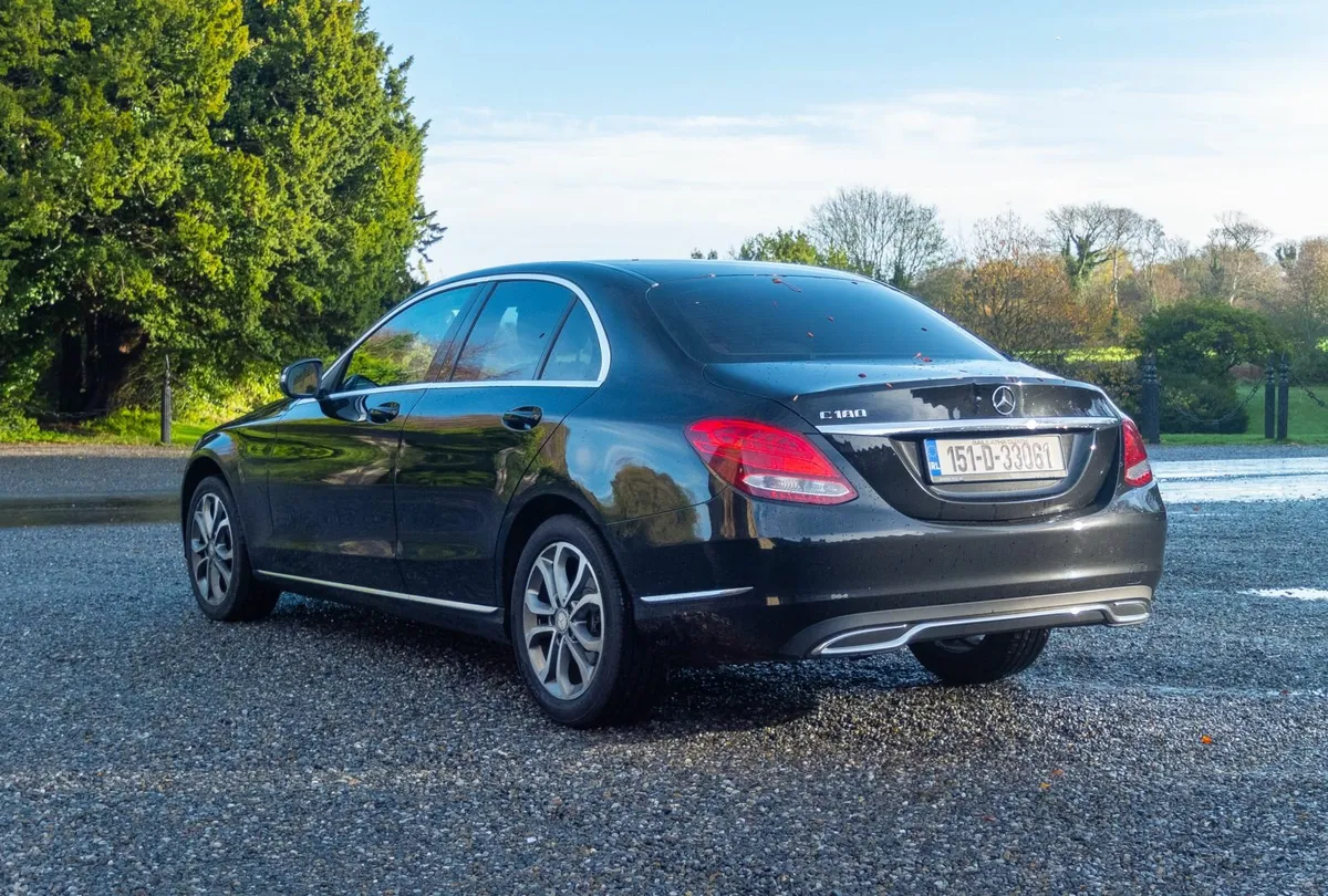 Mercedes-Benz C-Class 2015 - Image 2