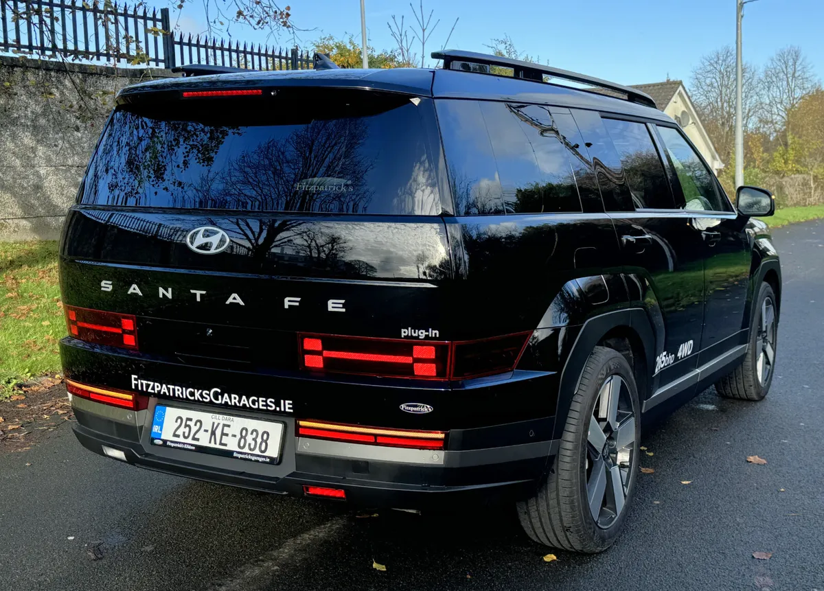 Hyundai Santa Fe Premium PHEV 4WD - 2025 - Image 4