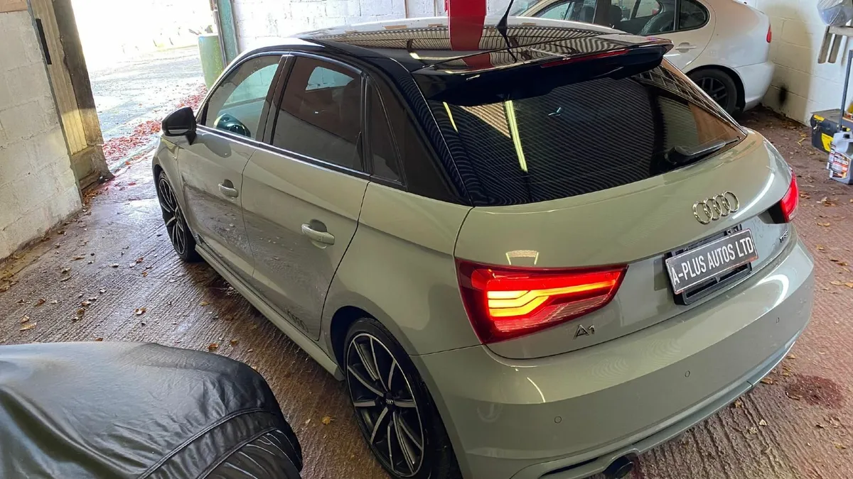 Audi A1  1.0 TFSI  2018  Nardo Grey - Image 3