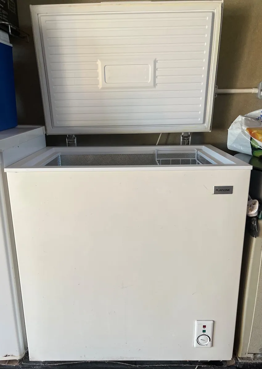 Playsonic 198L Chest Freezer - Image 1