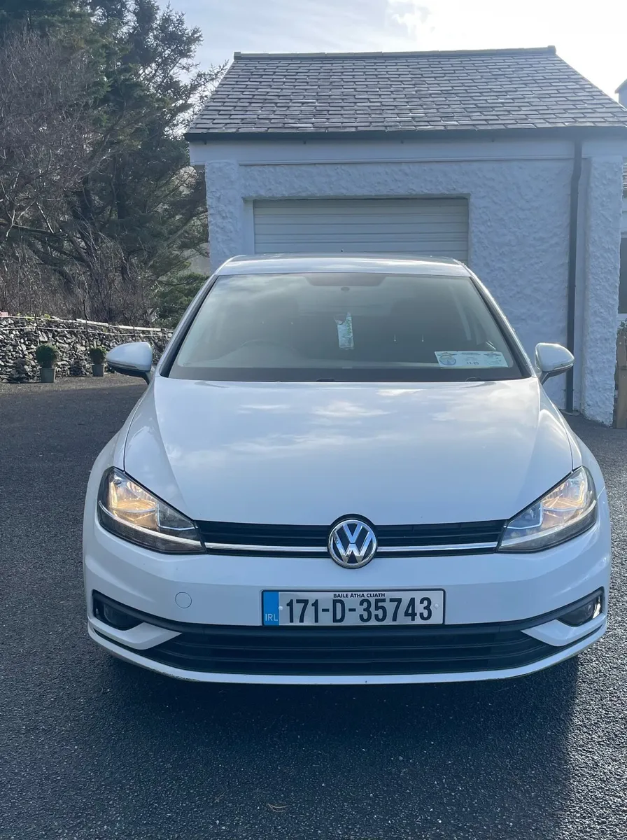 Volkswagen Golf 2017 - Image 1