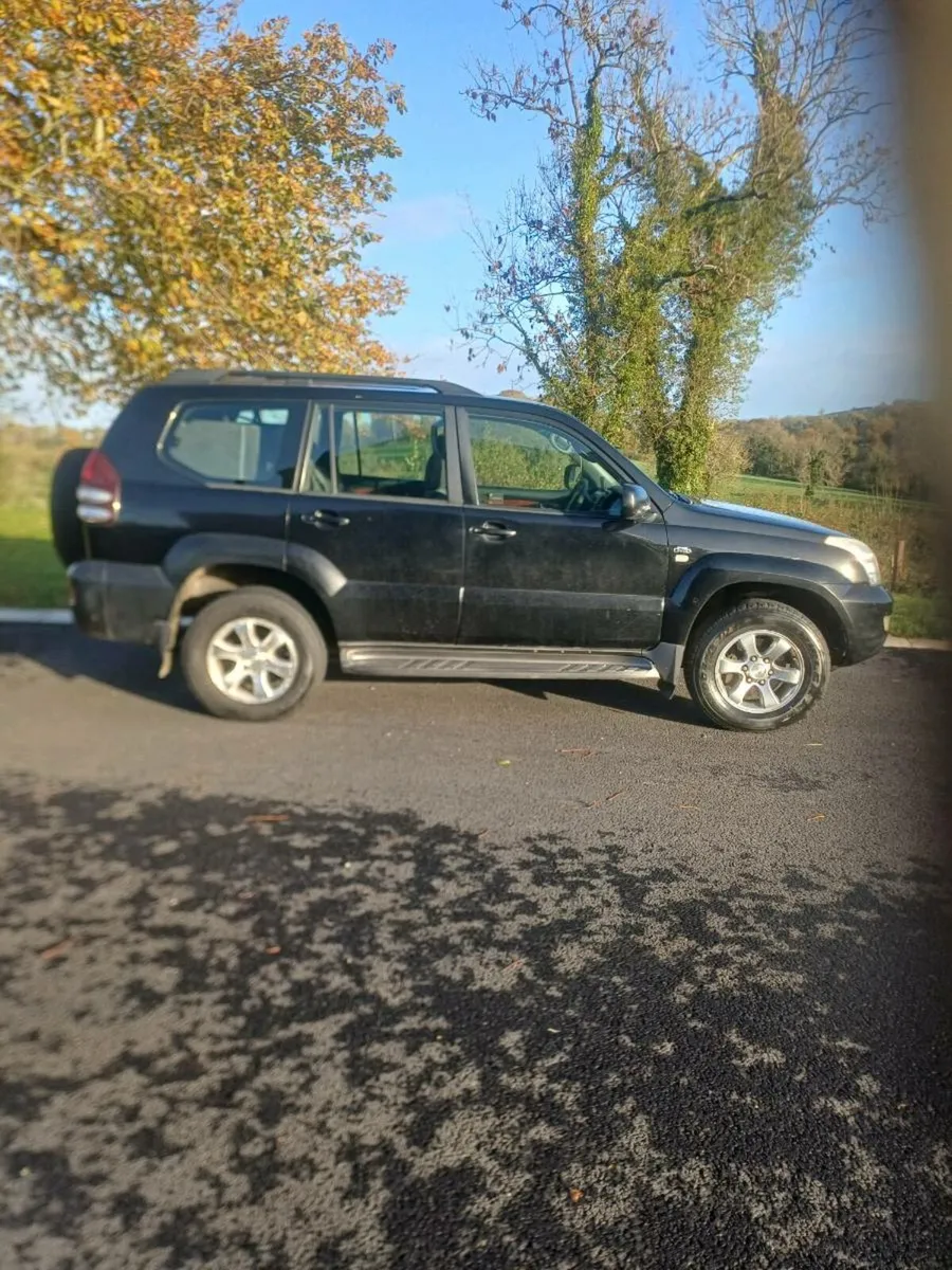 Toyota Land Crusier 05 - Image 1