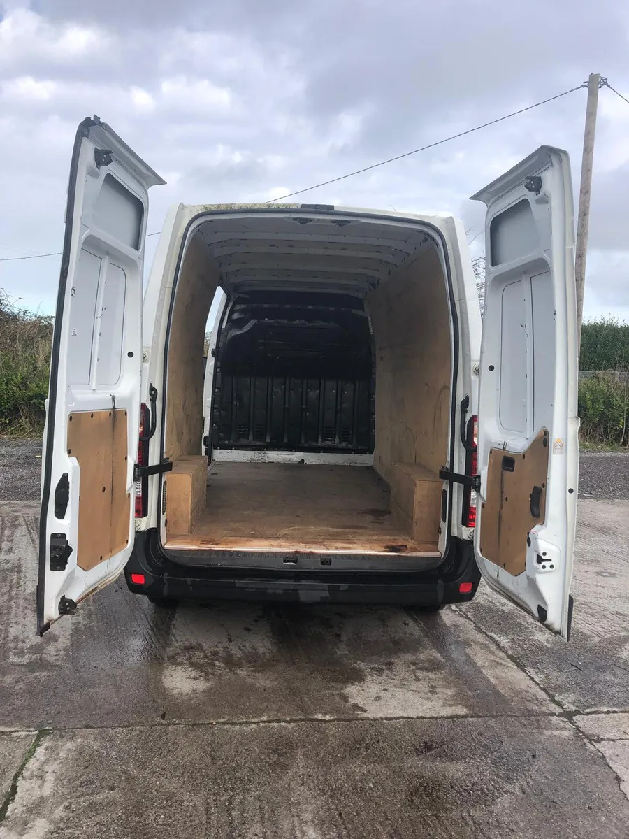 Renault Master 2017 - Image 4