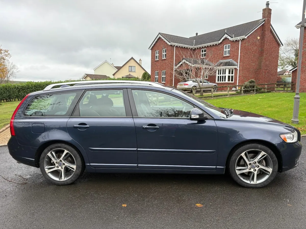 Volvo V50 2012 - Image 4