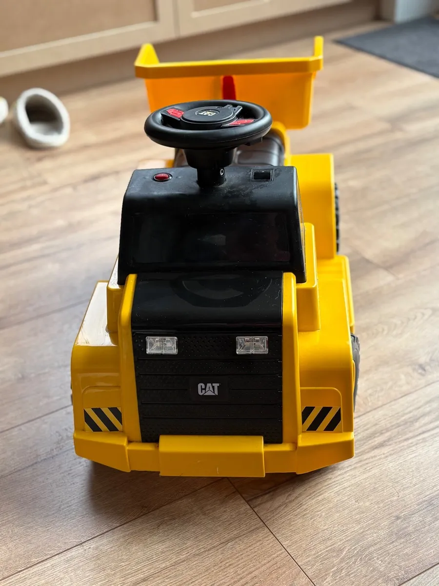 Ride on Dump Truck - Image 2